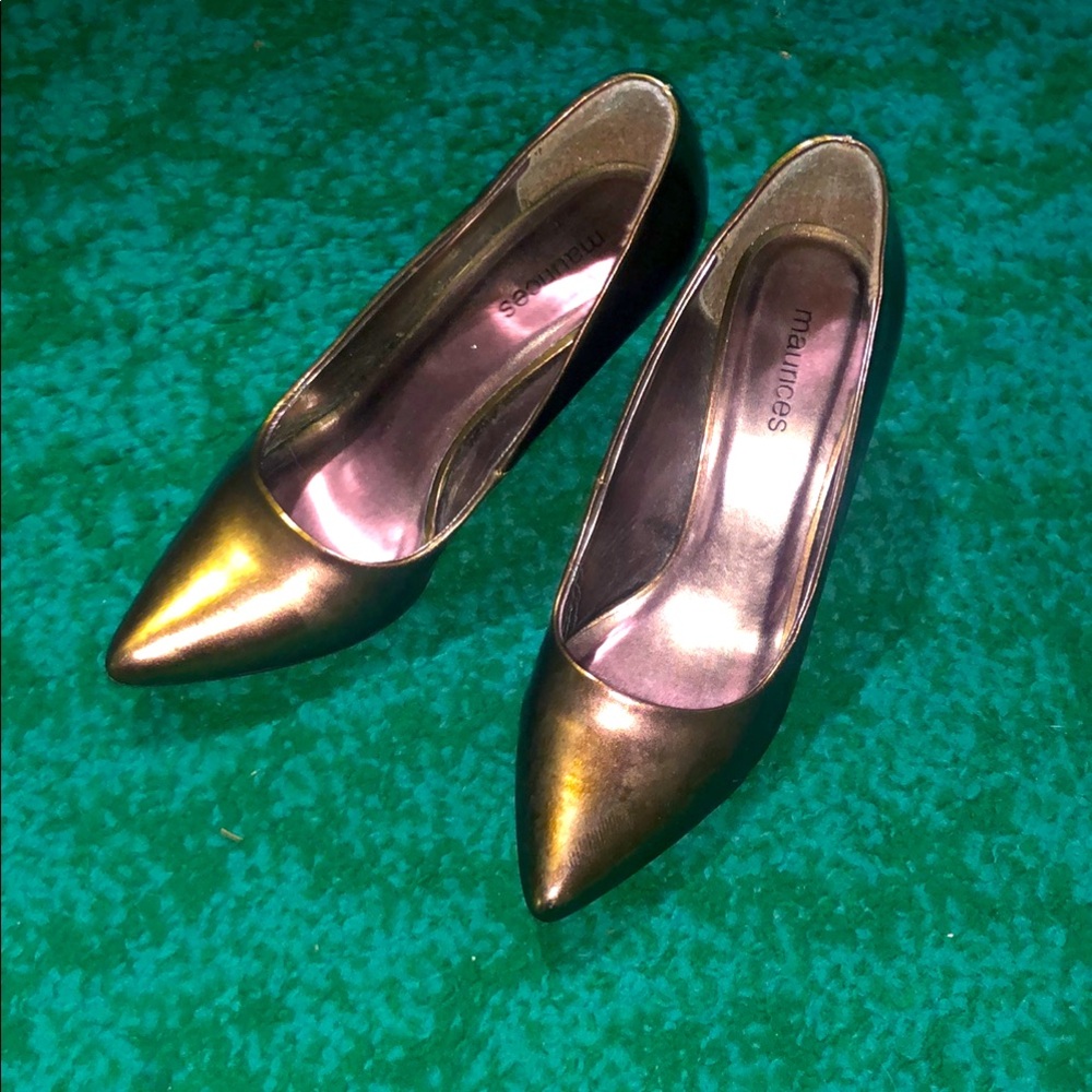 Maurices brand holographic olive green metallic heels